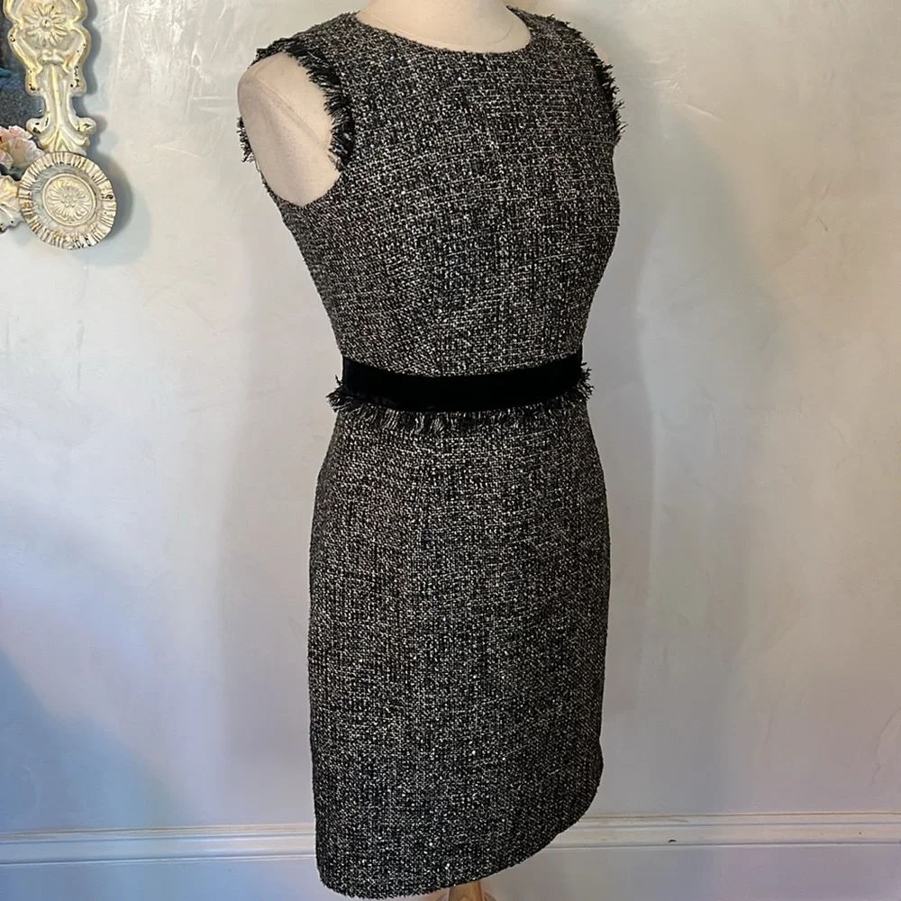 J.Crew Black/White Tweed Sheath Dress w/velvet belt,fringe detail sequins Size 4